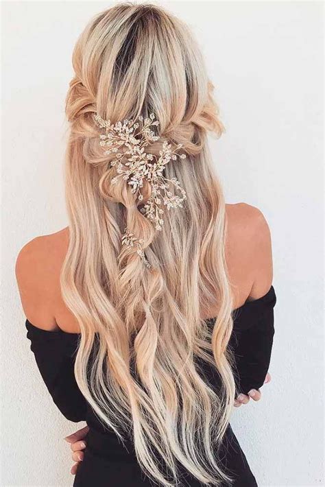 30 Stylish And Cute Homecoming Hairstyles | Long hair styles ...