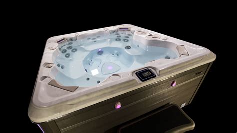 Hydropool Signature 720 Platinum Malvern Hot Tubs And Swim Spas