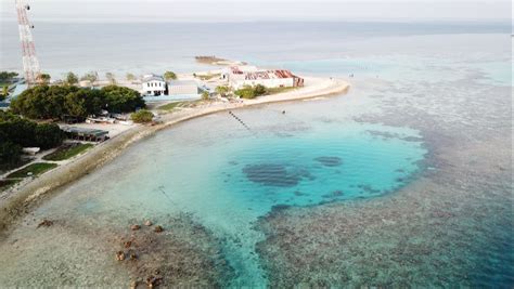 Noovilu Suites Guest House Maldives: Book your holiday package with us ...