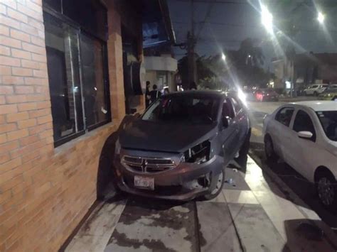 Se Pasa La Preferencia Y Provoca Accidente En Calles De Boca