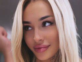 Live Sexcams XXX Adult Shows Free Porn Chat Strapcams