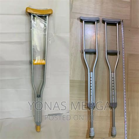 Crutche/Mild Steel /Adjustable/ Medical /Walking /Crutches/ in Addis