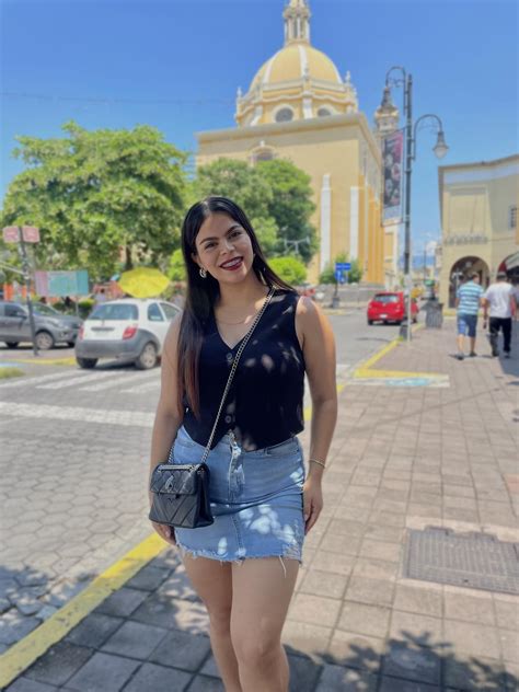 Dulce Flores (@dulcem_flores) • Instagram photos and videos