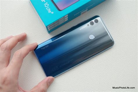 Honor 10 Lite Review: Budget Smartphone In Disguise