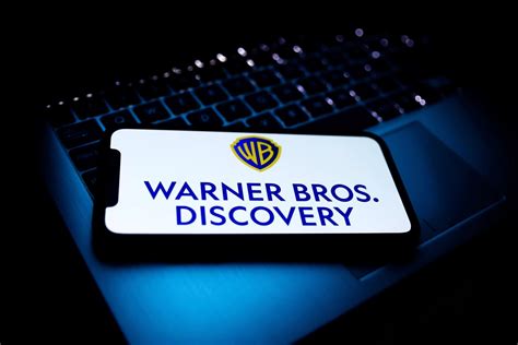 Warner Bros Discovery Stock Price Prediction 2022 2025 In 2022 Warner Bros Bros Hbo