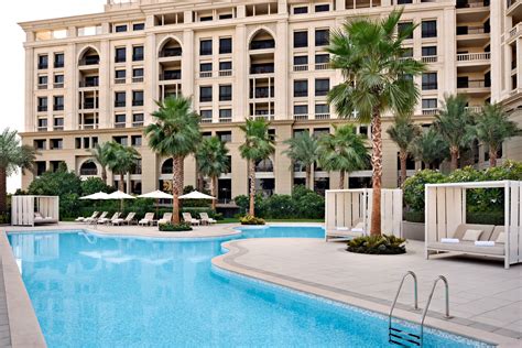 Palazzo Versace Dubai Hotel Jaddaf Waterfront Dubai Uae West Pool