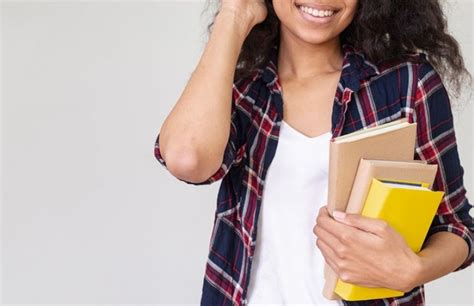 BOLSAS DE ESTUDO 100 GRATUITAS para quatro cursos na Escola Técnica