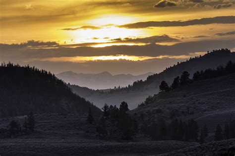 Yellowstone National Park Sunset Free Stock Photo - Public Domain Pictures
