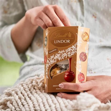 Lindt Lindor Assorted Cornet 200g Ceny I Opinie Ceneopl