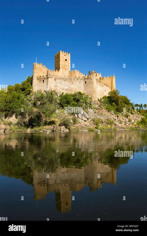 Castelo De Almourol The Castle On An Island In The Middle Of The River