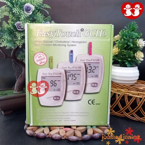 Jual Easy Touch Gchb 3 In 1 Alat Cek Test Gula Darah Kolesterol Hemoglobin Shopee Indonesia