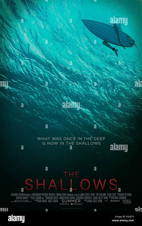 The shallows movie poster hi-res stock photography and images - Alamy