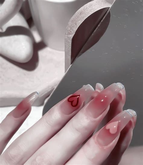 Korean Beauty 90s Discovered By Pinterest On We Heart It Blush Nails