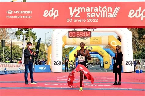 Sebastian Kimaru Y Meritxell Soler Logran R Cords En El Edp Medio