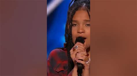 Sara James Conquista A Simon Cowell Con Lovely De Billie Eilish Youtube