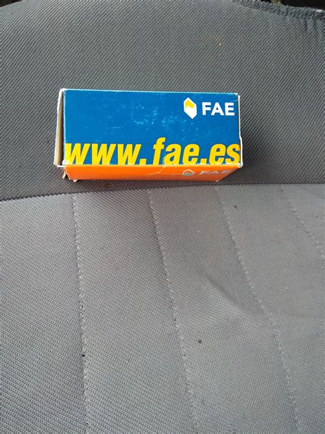 Замена лягушки (штока, концевика) педали сцепления. — SEAT Alhambra, 1 ...