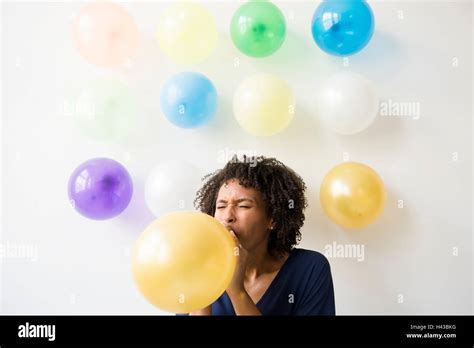 Ballon Gonflant Banque De Photographies Et Dimages à Haute Résolution