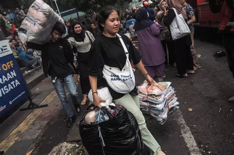 Foto Kebakaran Di Basement Pasar Baru Kota Bandung Ayo Bandung