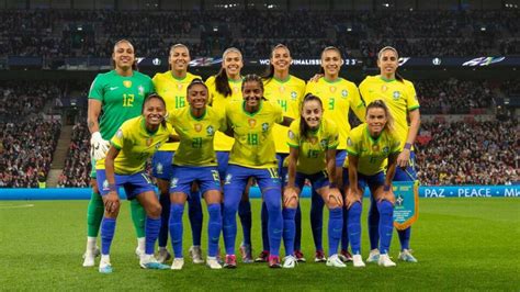 7 citações sobre futebol feminino para usar na redação