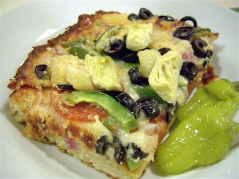 Southern Mom Loves: Deep Dish Super Supreme Pizza {Recipe}