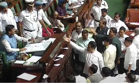 Chaos In Karnataka Assembly Session 10 Bjp Mlas Suspended