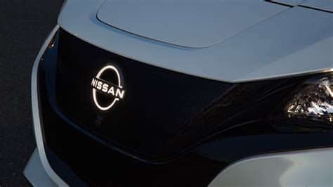 Nissan Leaf Is Now Cheaper Than Versa Economy Car Elecktric Car