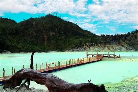 Pesona Wisata Kawah Putih Ciwidey Di Bandung Hari Libur Nasional