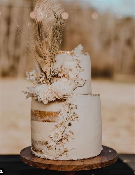 Foraged Fall Wedding Arch For A Rustic Elopement In The Woods Artofit