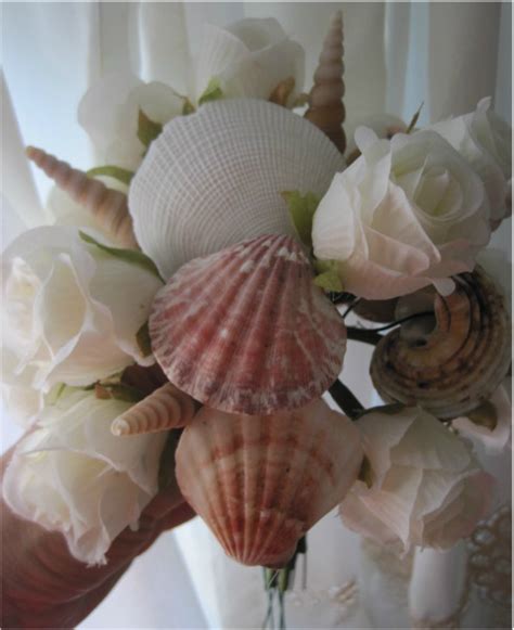 Diy Seashell Bridal Bouquet With Flowers Seashell Crafts And Beach Blog