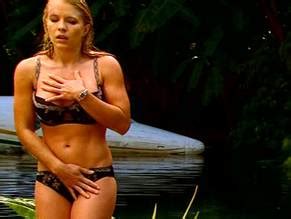 ALICIA LEIGH WILLIS Nude AZNude