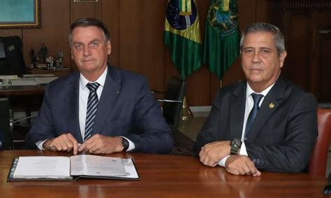 Integrantes Do Pl Se Irritaram Nota De Braga Netto Sobre Bolsonaro