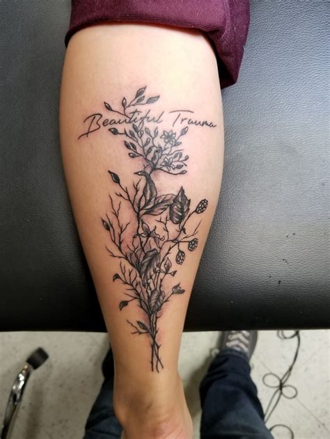 Aggregate 59 Vine Leg Tattoo Latest In Cdgdbentre