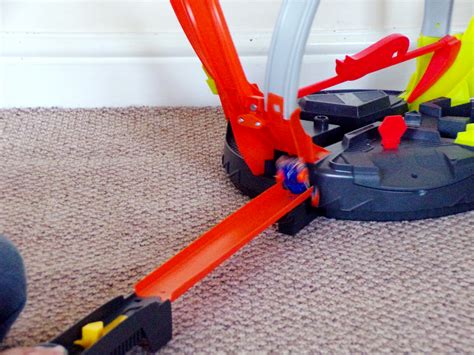 Hot Wheels Roto Revolution Track Review