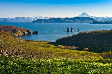 Kamchatka Tourism - Discover Kamchatka's Travel Attractions