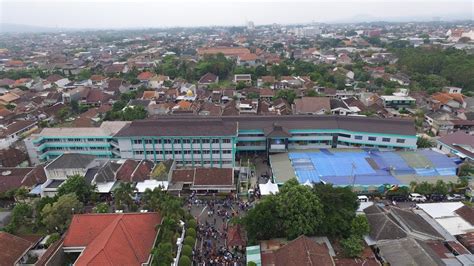 WISUDA IKIP BUDI UTOMO MALANG 2016 Gel 1 YouTube