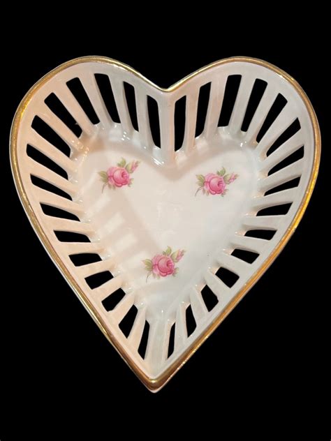 1970s Pink Floral German Porcelain White And Gold Heart Shaped Trinket Tray Wife T Vintage