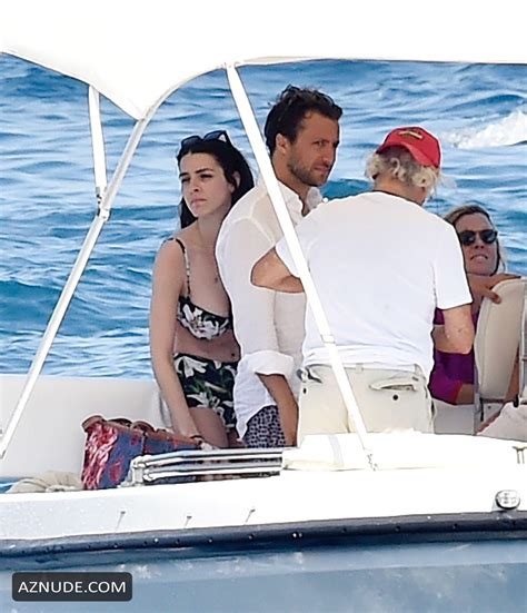 BEE SHAFFER Nude AZNude