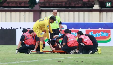 Foto Takluk Dari Psm Makassar Arema Telan Kekalahan Kelima Beruntun