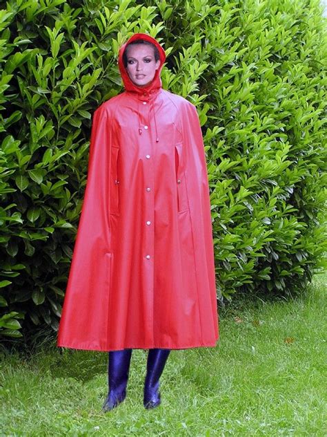 Pin By Pete B Peturson On Rainwear Cape Rainwear Fashion Rain Wear