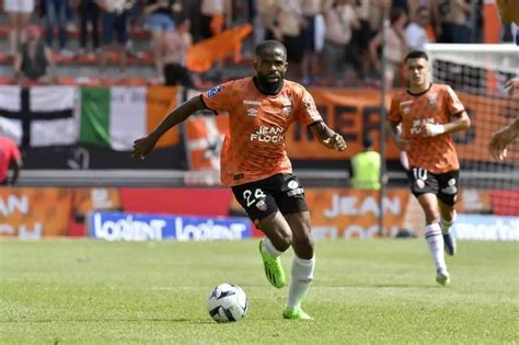 France Gédéon Kalulu garde sa forme de la CAN 2023 avec Lorient