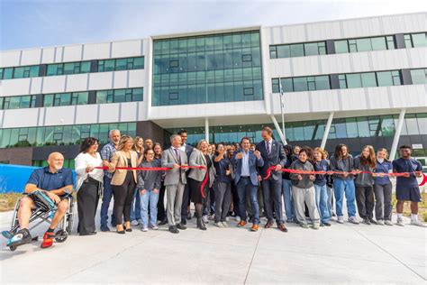 L Cole Secondaire Du Havre Terrebonne Est Officiellement Inaugur E