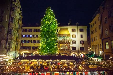 Christmas Tree in Innsbruck Stock Image - Image of europe, golden: 99235187