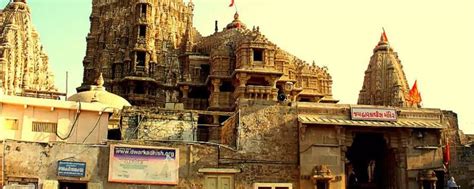 Dwarkadhish Temple Where Divinity Meets Devotion