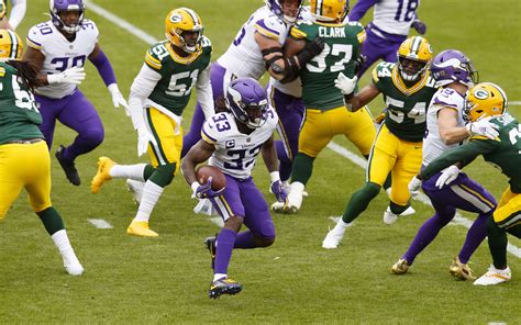 Gut Reactions Lifeless Packers Embarrassed By Vikings