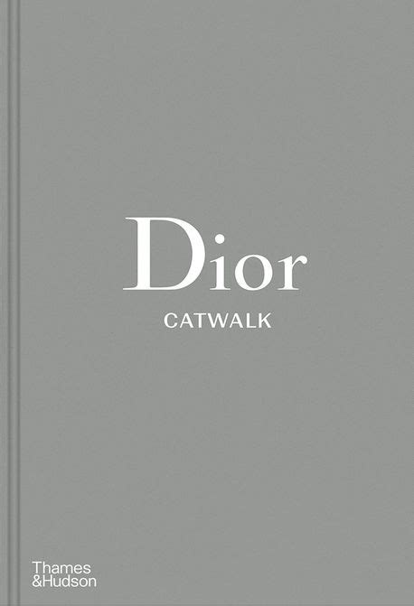 디올 Dior Catwalk 위시버킷