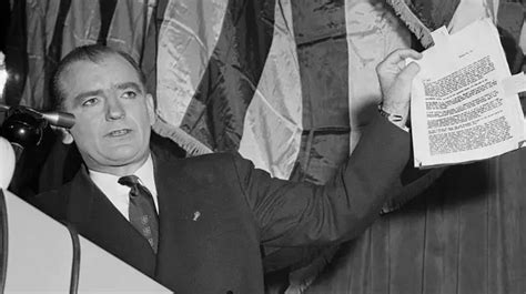 Quién fue Joseph McCarthy el inquisidor anticomunista que lideró una