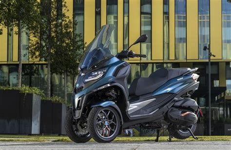 EICMA 2022 foto novità scooter Piaggio 2023