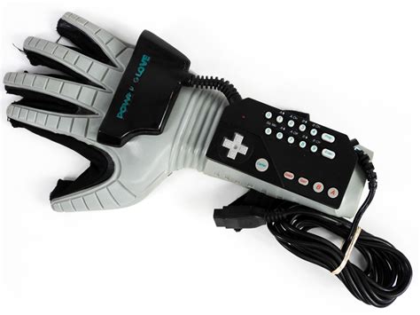 Power Glove (Nintendo / NES) – Retro MTL