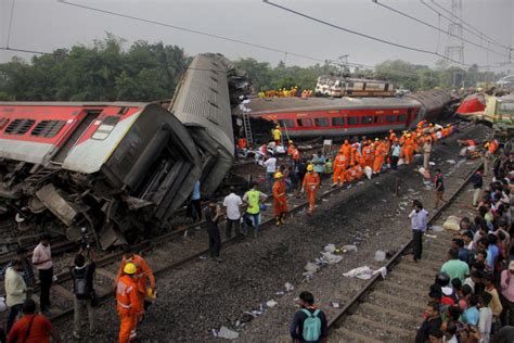 India three-train crash death toll climbs to over 280