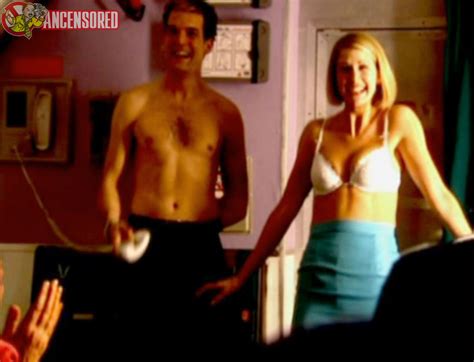 Mile High nude pics página